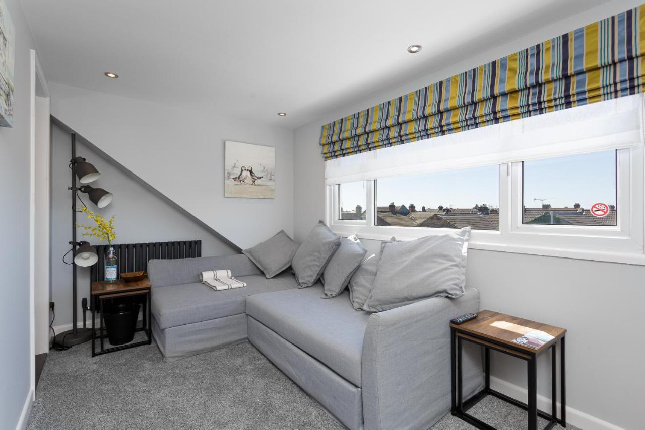 Stopover at ORCHARD LOFT, cosy&convenient Portsmouth Esterno foto